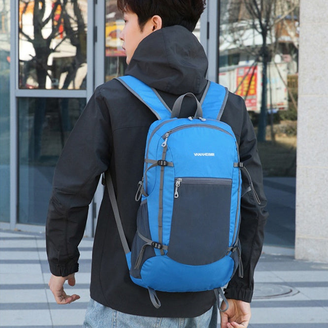 Men's Lightweight Hiking Bag